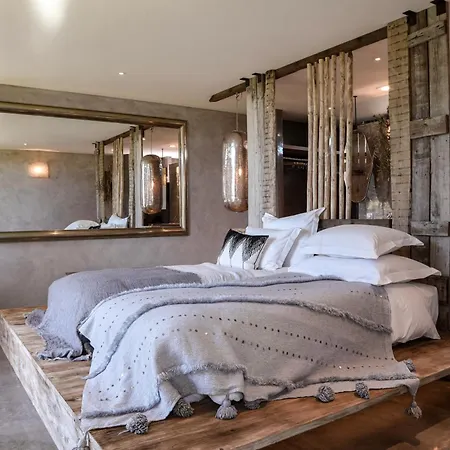 Seaside 4 Bedrooms Luxury Near Lisbon *